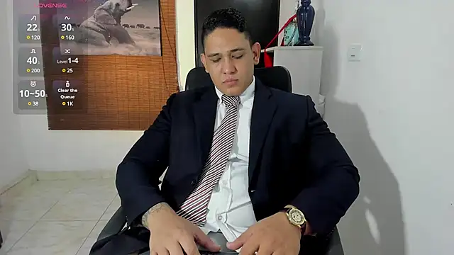 Snapshot of Colton_Massif chatting on March 20, 3:02 am Colton Massif online show from March 20, 3:02 am