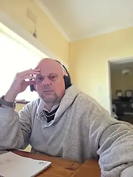 DaddyCumBumZA online show from June 15, 11:35 am