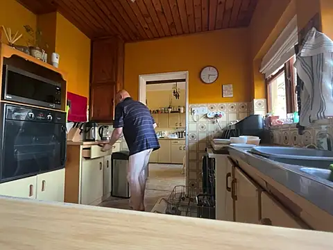 DaddyCumBumZA online show from December 13, 4:22 am