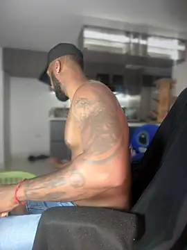 blackdrey18 online show from October 18, 2:55 pm