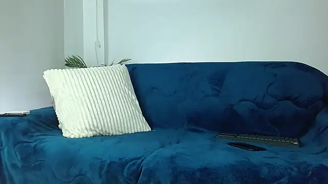 Robyn Miller online show from September 25, 3:11 pm