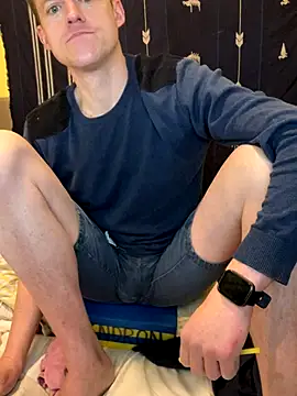 londonfuckwhore1 online show from November 30, 10:34 pm