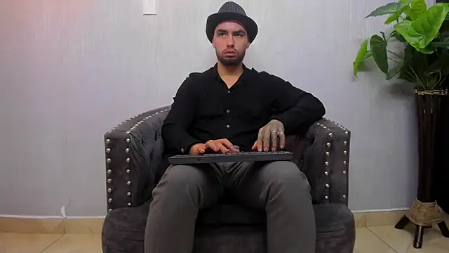 matteosantos online show from February 28, 11:25 am