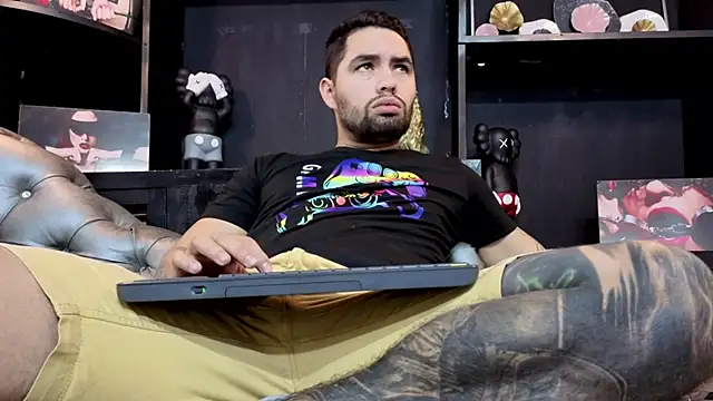 matteosantos online show from November 7, 1:03 pm