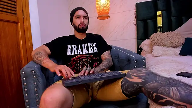 matteosantos online show from February 13, 11:39 am