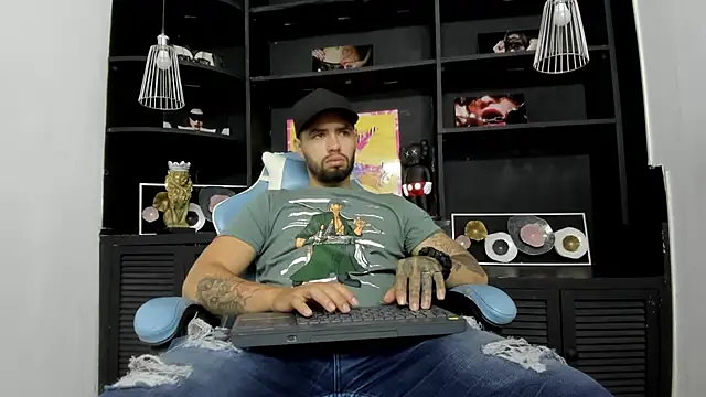 matteosantos online show from December 16, 11:33 am