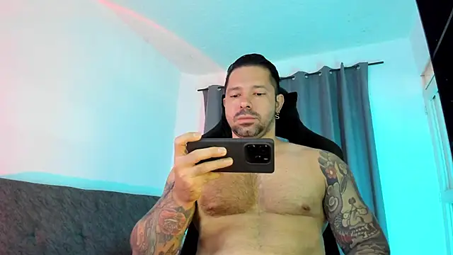 Pierre Vidal online show from March 31, 10:00 pm