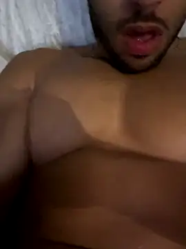 pimentfort77 online show from December 3, 10:40 pm