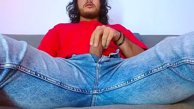 tuyo1995 online show from December 4, 5:42 pm