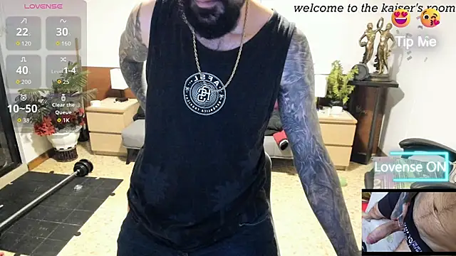 kaiser679  online show from April 15, 1:27 am