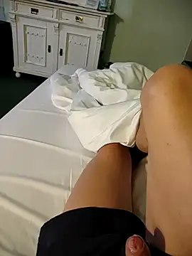 kiam471 online show from October 19, 5:34 am