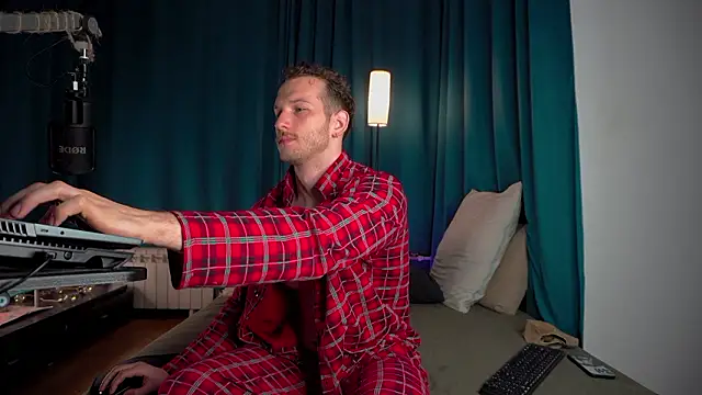 VIktorSecret online show from February 18, 3:48 am