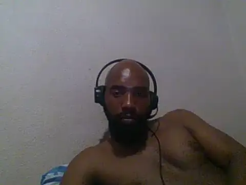 KAYBEEDEFREAK online show from February 9, 8:24 pm