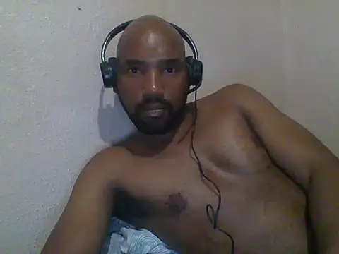 KAYBEEDEFREAK online show from September 24, 8:40 pm
