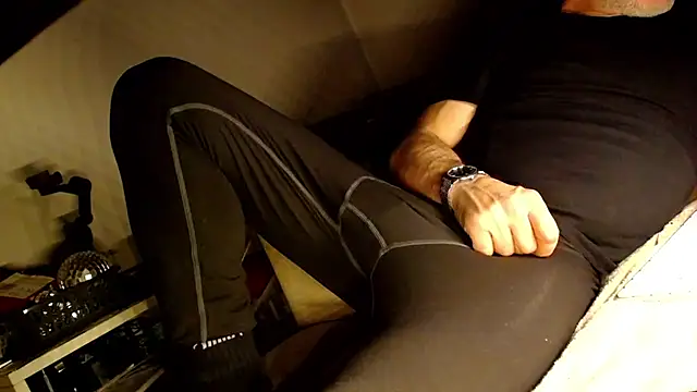 mike30nbg online show from December 27, 7:35 pm