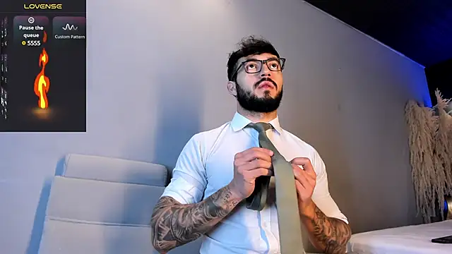 MarkWalker   online show from January 2, 11:09 am