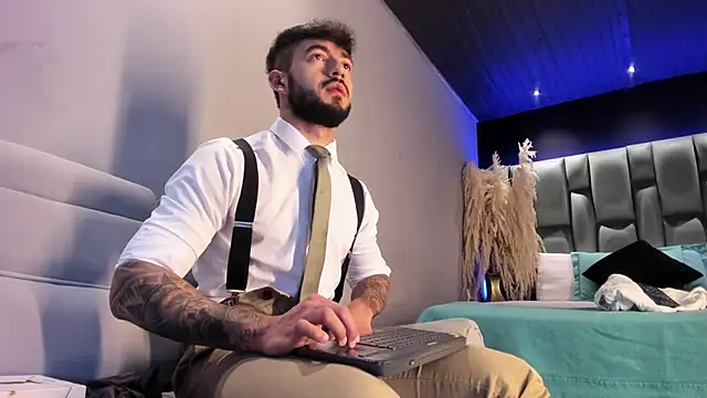 MarkWalker   online show from December 20, 10:49 am