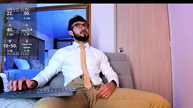 MarkWalker   online show from December 11, 10:59 am