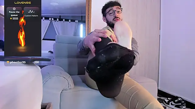 MarkWalker   online show from February 8, 10:50 am