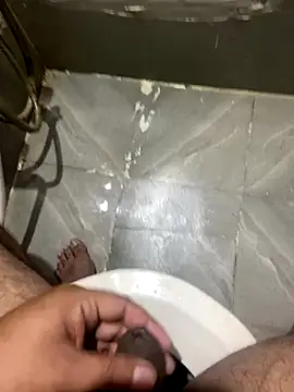 Snapshot of Rahuldhe22 chatting on September 17, 8:21 pm Rahuldhe22 online show from September 17, 8:21 pm