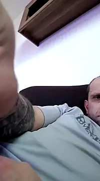 Roman0798 online show from December 18, 1:23 pm