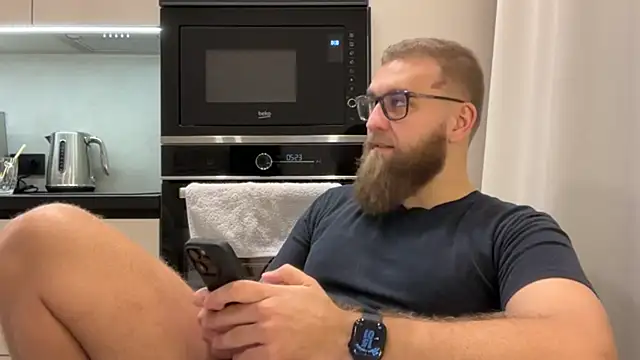 Bear bear  online show from December 4, 12:01 pm