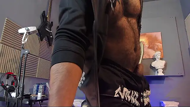 BeardAndrew online show from December 6, 1:18 am