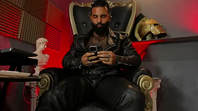 BeardAndrew online show from November 24, 10:27 am