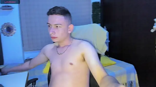 Christ Miller3 online show from March 2, 12:42 am