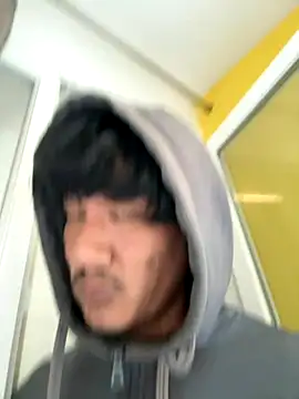 juniiorre online show from September 24, 8:13 am