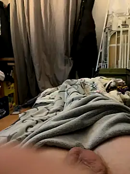 David19932908 online show from December 14, 9:00 pm