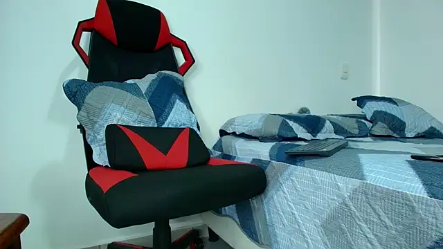 JONAS SMITH  online show from November 15, 3:14 pm