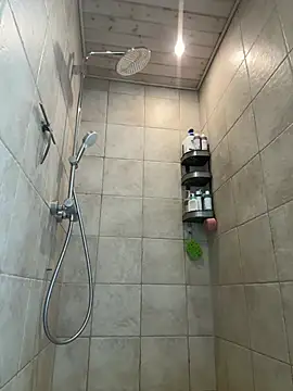 Bk01985 online show from April 28, 9:14 am