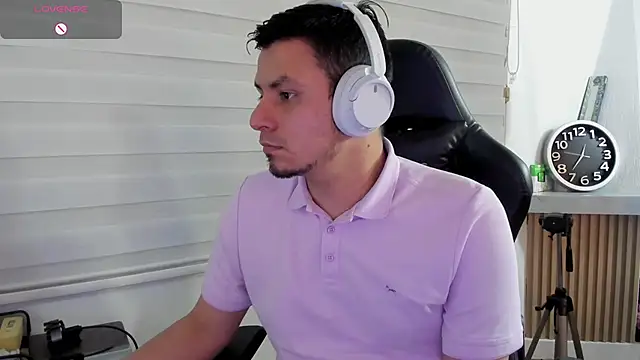 Rick Diesel  online show from March 26, 5:33 am