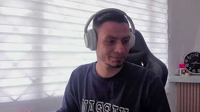 Snapshot of Rick_Diesel_ chatting on October 20, 1:15 pm Rick Diesel online show from October 20, 1:15 pm