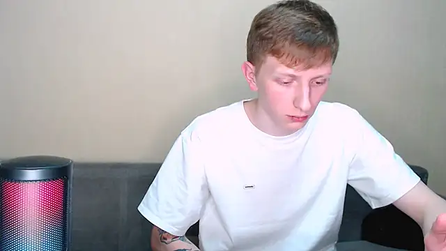 juliaanddima online show from February 10, 11:42 pm