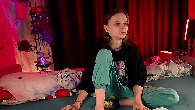 Frank Fraer online show from December 19, 9:51 am