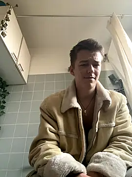 Toyjungee online show from November 11, 2:44 pm