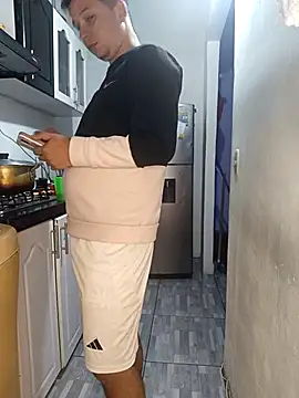 catire2323 online show from November 29, 2:46 am