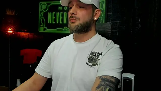 LexXHardy online show from February 25, 9:57 pm