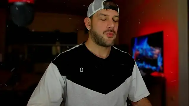 LexXHardy online show from December 30, 9:05 am