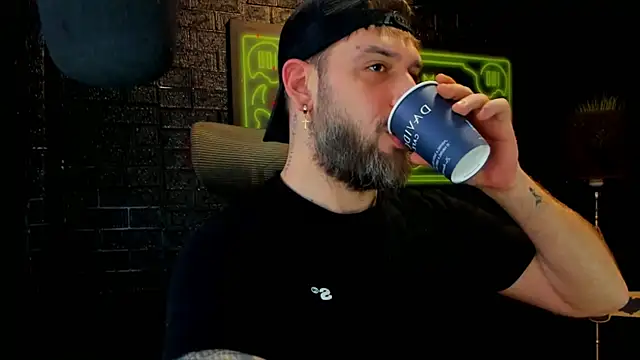 LexXHardy online show from February 2, 7:20 am