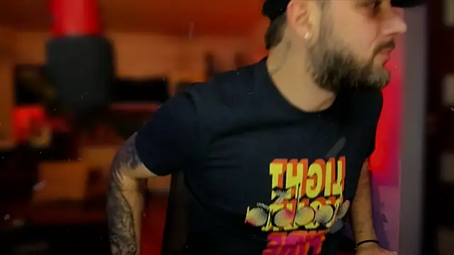 LexXHardy online show from December 9, 8:50 pm