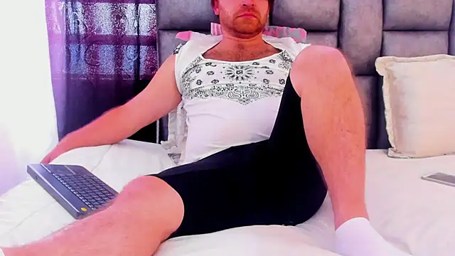 michacosio online show from February 2, 6:10 pm