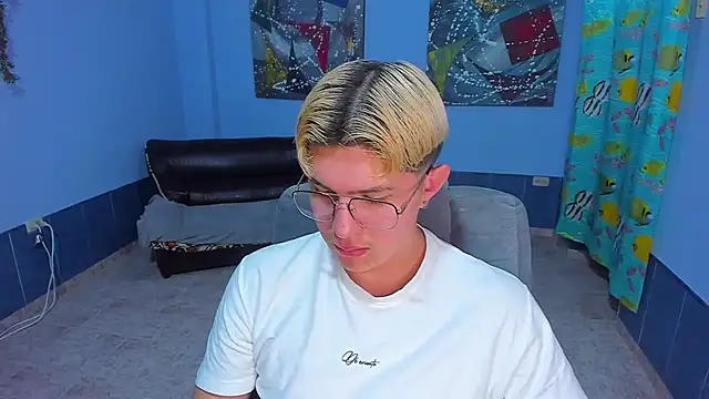 patrik 027 online show from November 25, 8:00 pm