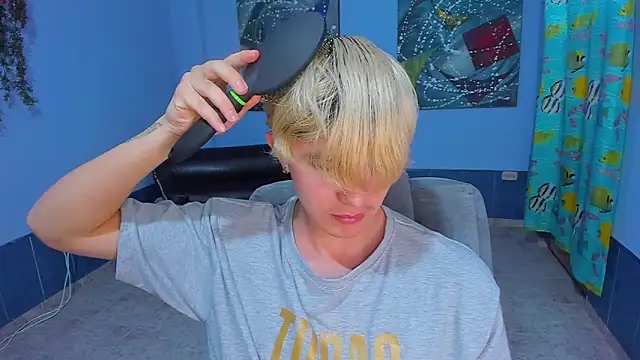 patrik 027 online show from November 18, 8:55 pm