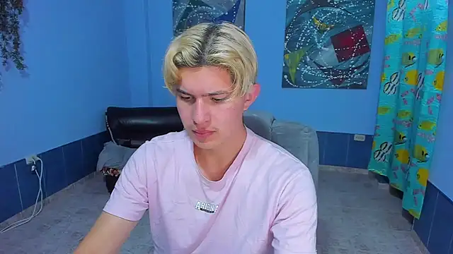 patrik 027 online show from November 10, 6:18 am