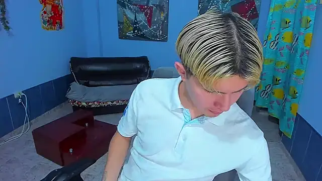 patrik 027 online show from December 5, 6:09 am