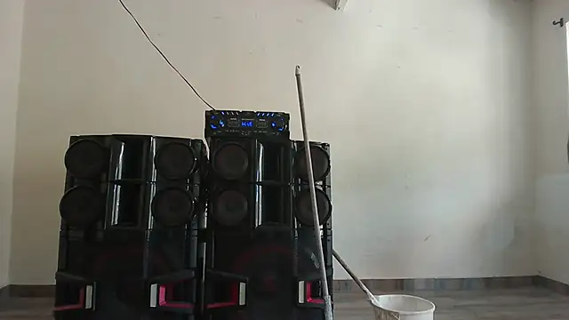johnbrown2007 online show from July 7, 3:49 pm