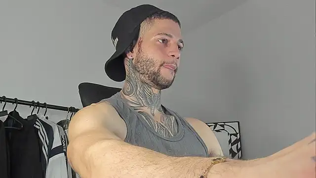  jamesleandros1 online show from October 9, 10:58 pm